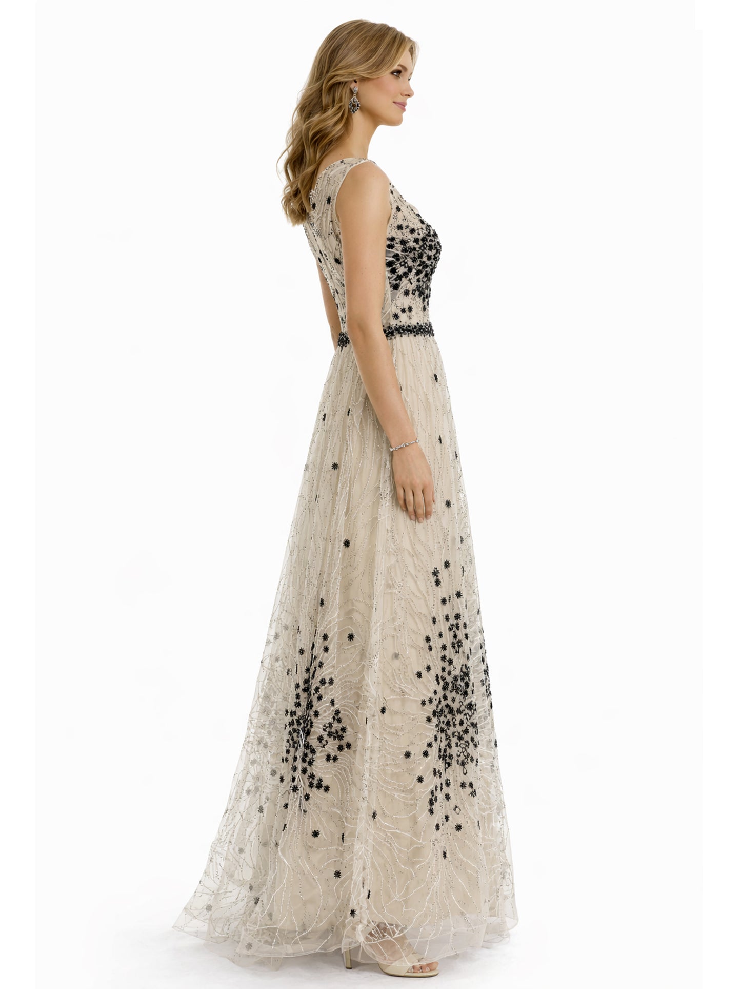 Style 210329 - Creme Black Dress